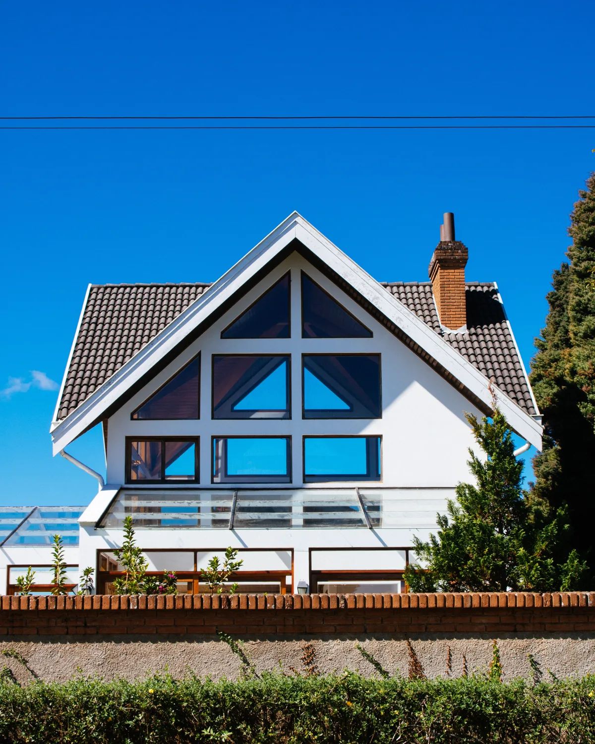 Wohnhaus mit markantem Giebel